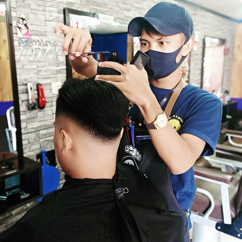 5758 Barbershop: Gaya Rapi, Jiwa Tenang di Jantung Cilacap